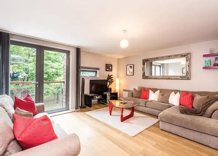 Host & Stay - York Place Apt