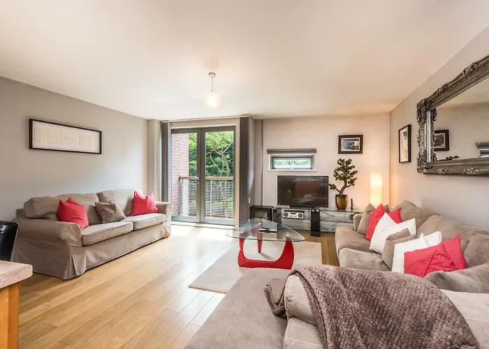 Host & Stay - York Place Apt