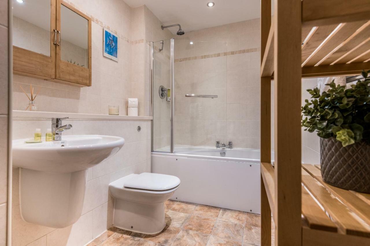 Host & - York Place * Ливерпуль